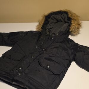 GAP Black Puffer Jacket with Faux Fur Trim